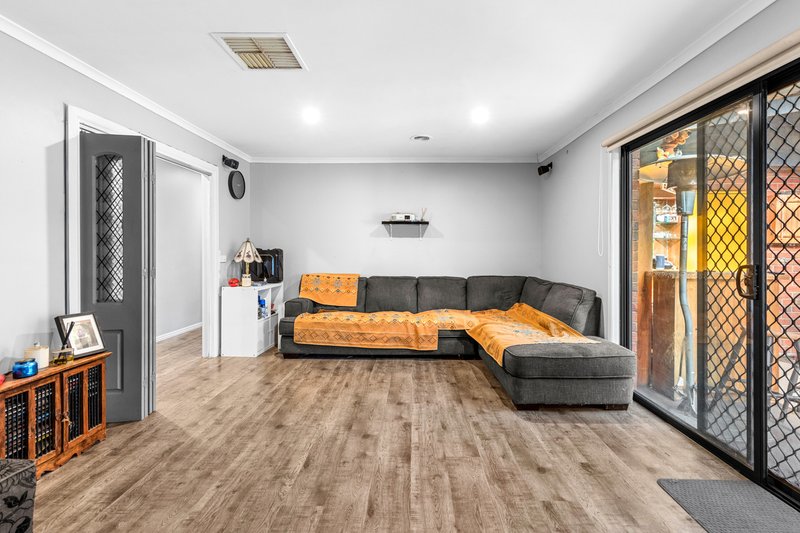 Photo - 26 Foster Street, Werribee VIC 3030 - Image 8