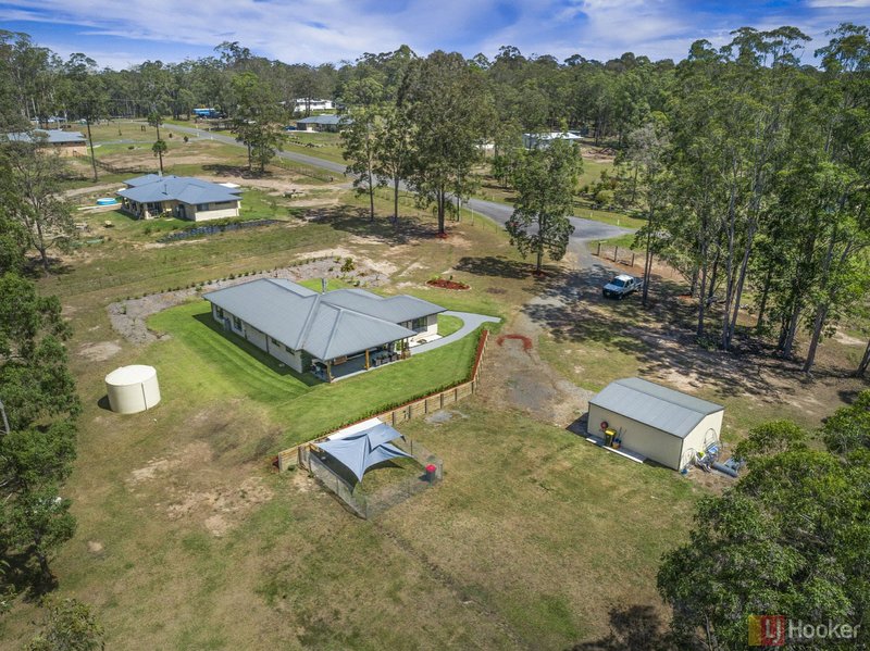 Photo - 26 Frederick Dyson Pl , Yarravel NSW 2440 - Image 2