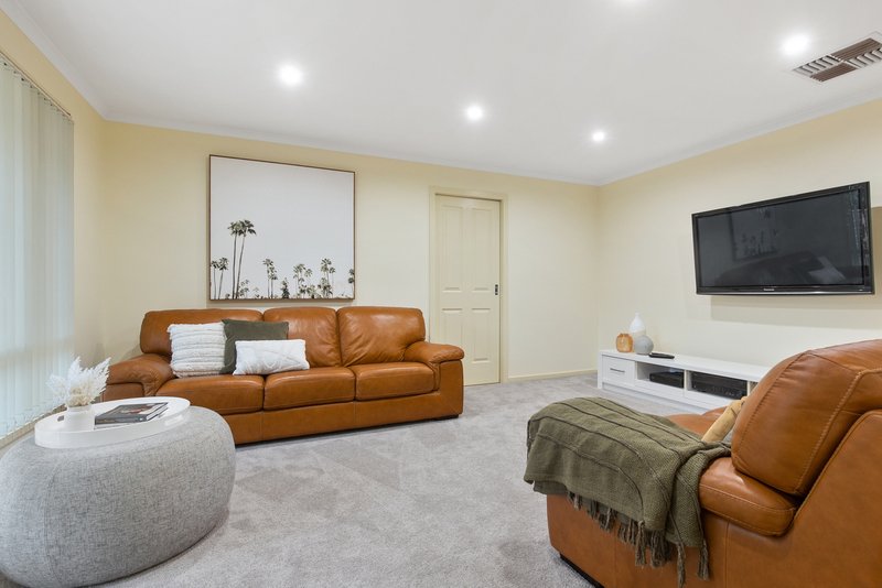 Photo - 26 Freebairn Drive, Hallett Cove SA 5158 - Image 3