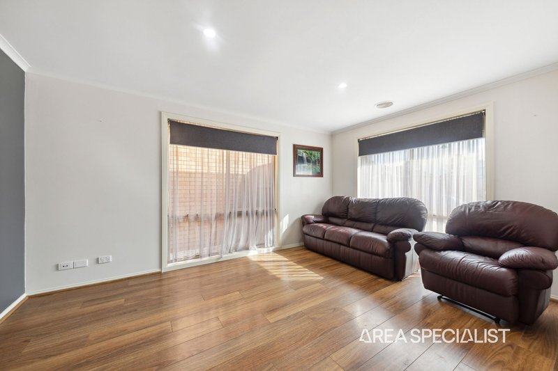 Photo - 26 Freeman Drive, Pakenham VIC 3810 - Image 5