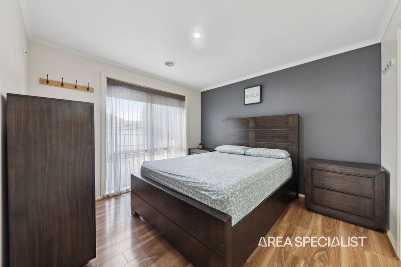 Photo - 26 Freeman Drive, Pakenham VIC 3810 - Image 6