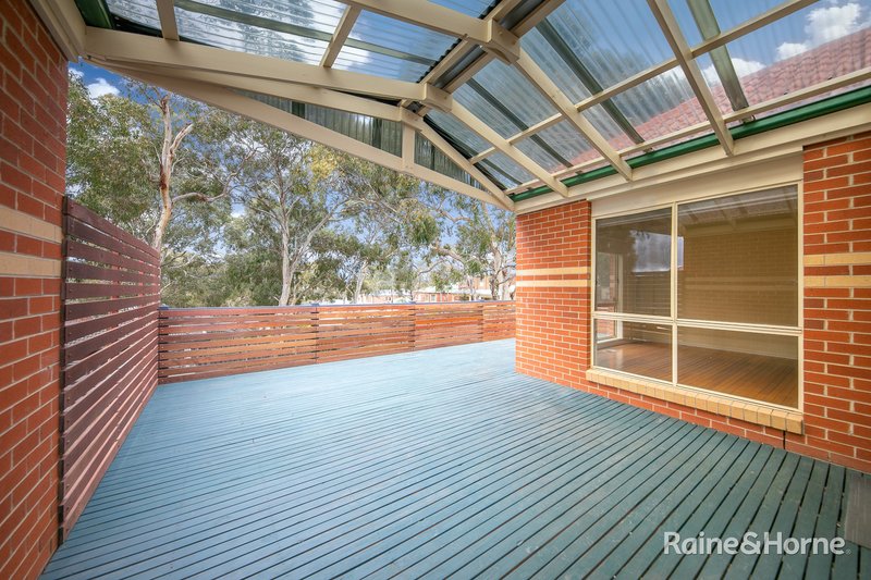 Photo - 26 Fullwood Drive, Sunbury VIC 3429 - Image 8