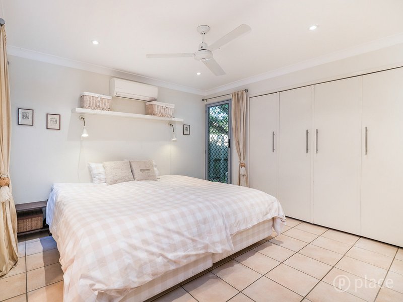 Photo - 26 Gardenvale Street, Holland Park West QLD 4121 - Image 10