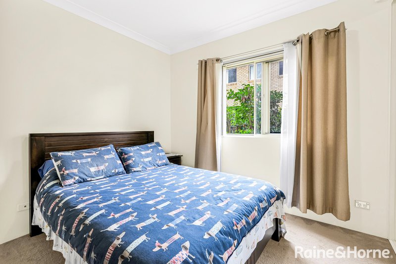 Photo - 2/6 Garner Street, St Marys NSW 2760 - Image 5