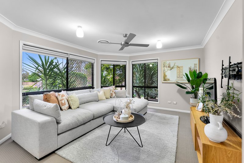 Photo - 26 Gilbert Street, North Lakes QLD 4509 - Image 8