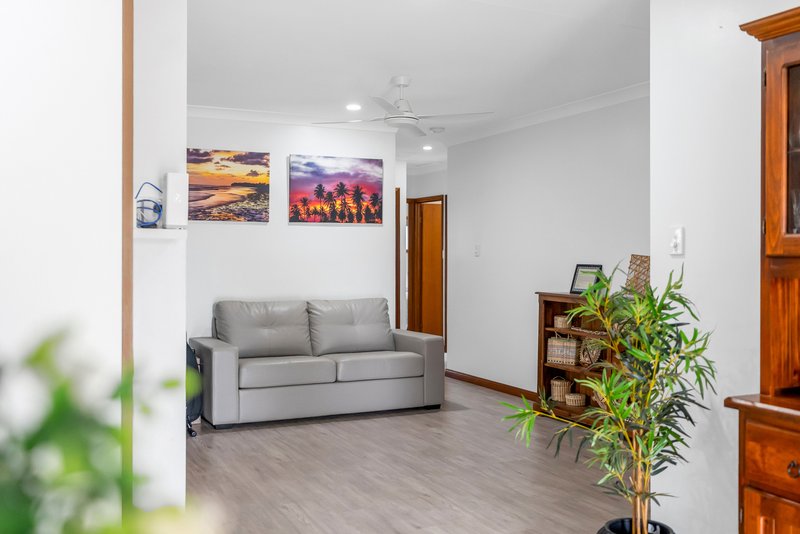 Photo - 26 Gilmore Street, Bentley Park QLD 4869 - Image 7