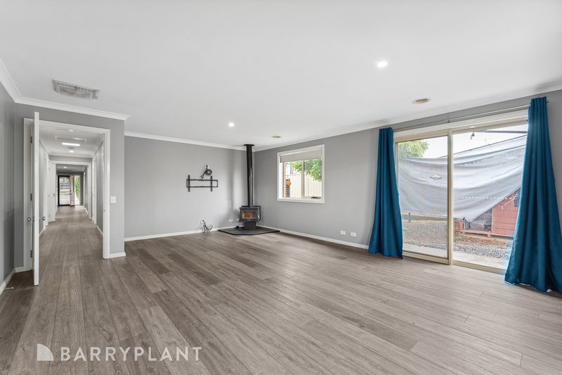 Photo - 26 Gipps Street, Kilmore VIC 3764 - Image 5