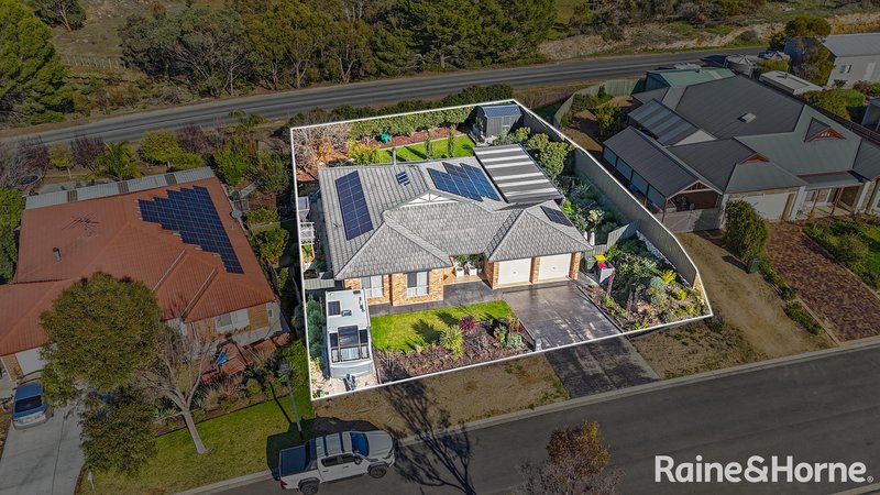 Photo - 26 Glenalbyn Close, Strathalbyn SA 5255 - Image 2
