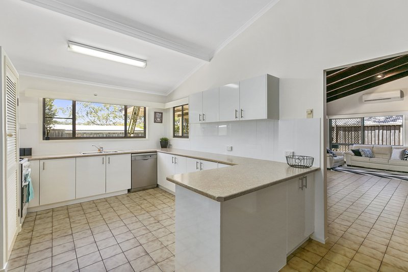 Photo - 26 Glencoe Avenue, Tarragindi QLD 4121 - Image 9