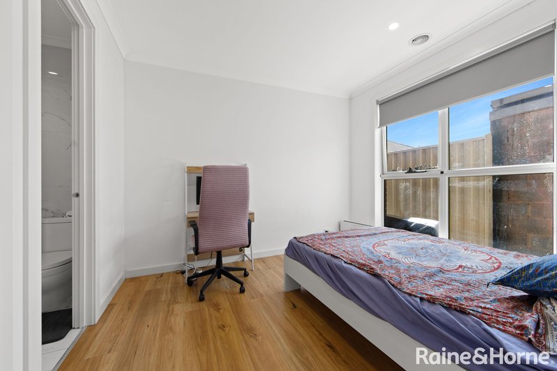 Photo - 26 Godfrey Avenue, Sunshine North VIC 3020 - Image 6