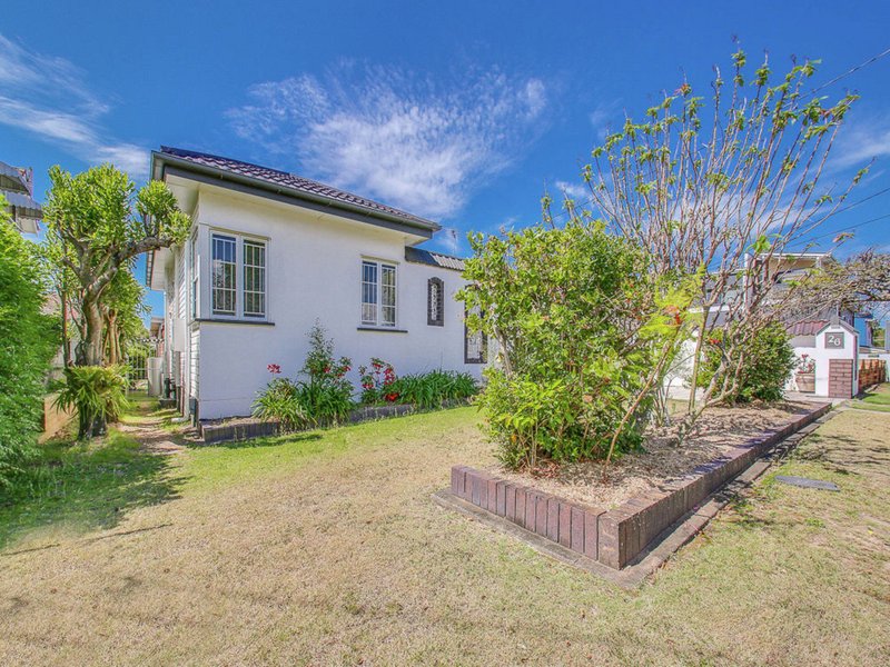 Photo - 26 Gort Crescent, Stafford QLD 4053 - Image 15