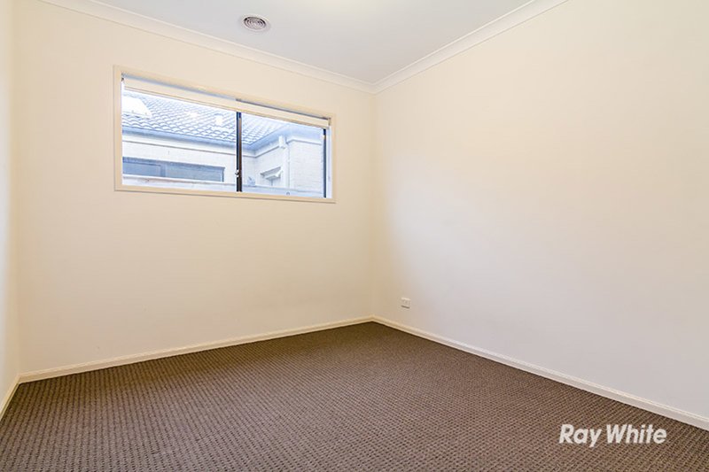 Photo - 26 Goulburn Street, Cranbourne East VIC 3977 - Image 13