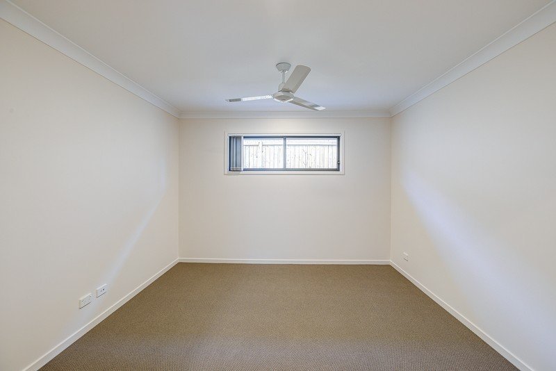 Photo - 26 Graham Circuit, Logan Reserve QLD 4133 - Image 7