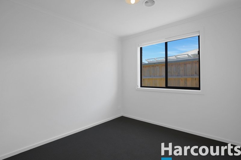 Photo - 26 Grampians Drive, Moe VIC 3825 - Image 5