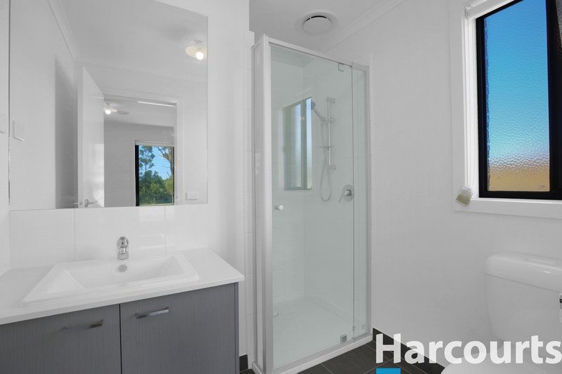 Photo - 26 Grampians Drive, Moe VIC 3825 - Image 7