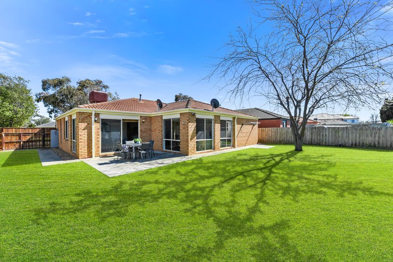 Photo - 26 Grand Arch Way, Berwick VIC 3806 - Image 18