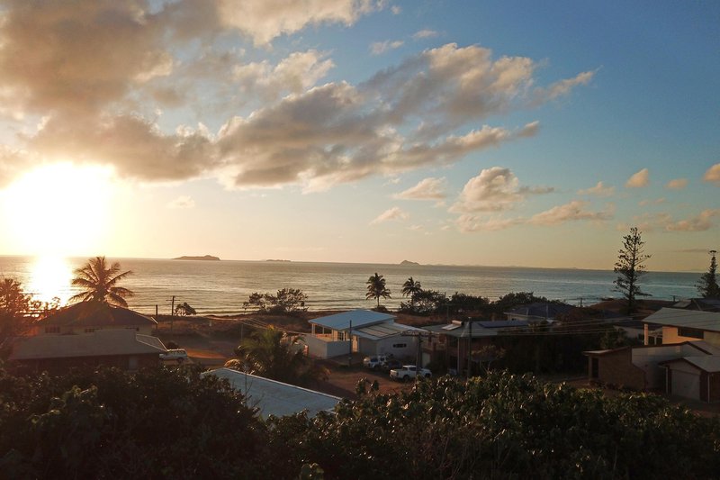 Photo - 26 Granville Street, Emu Park QLD 4710 - Image 7