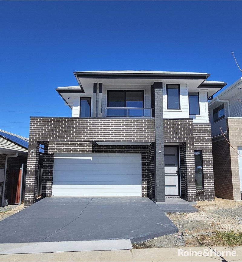 Photo - 26 Grebe Circuit, Oran Park NSW 2570 - Image 1