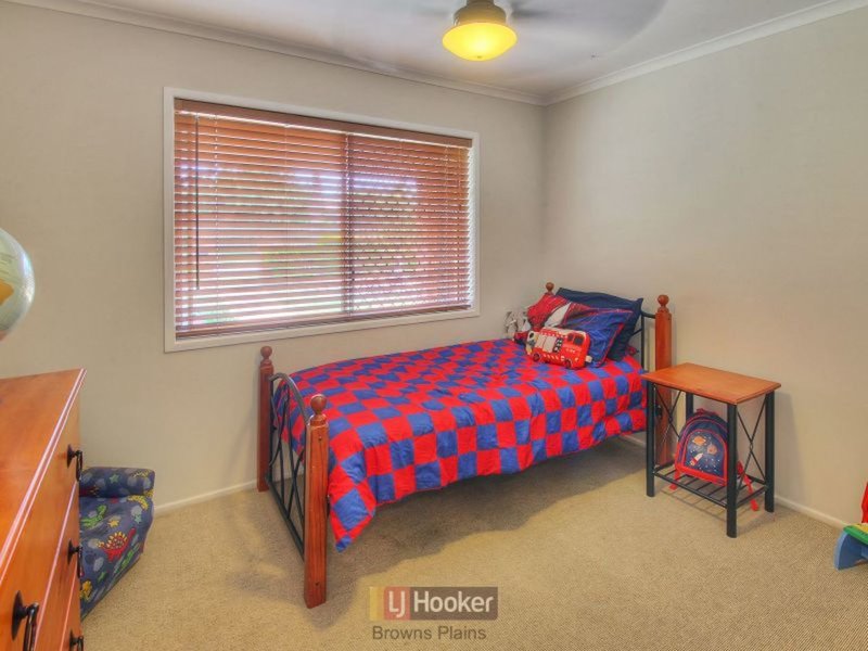 Photo - 26 Grecian Street, Regents Park QLD 4118 - Image 6