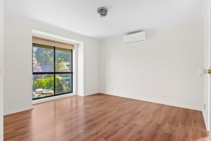 Photo - 26 Gresham Way, Sunshine West VIC 3020 - Image 8