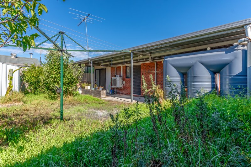 Photo - 26 Gresham Way, Sunshine West VIC 3020 - Image 14