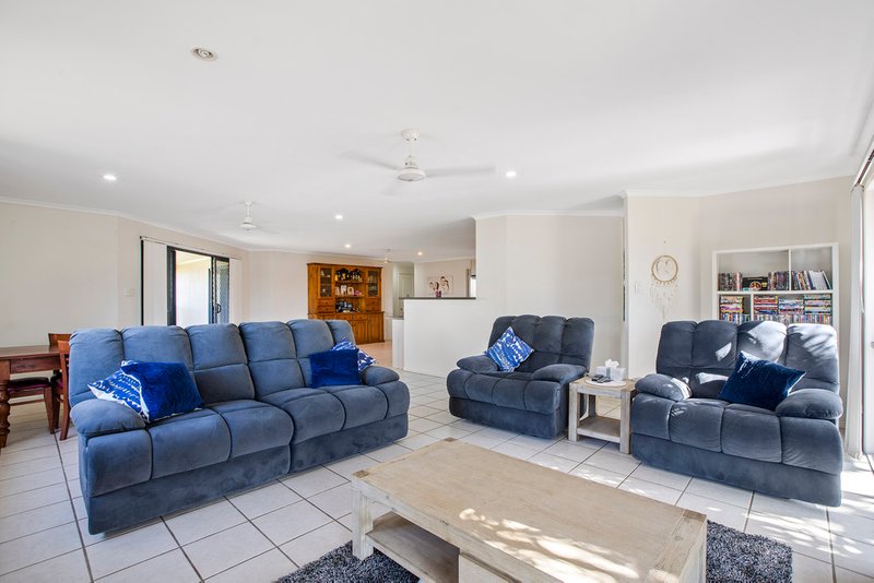 Photo - 26 Grey Gum Drive, Little Mountain QLD 4551 - Image 4