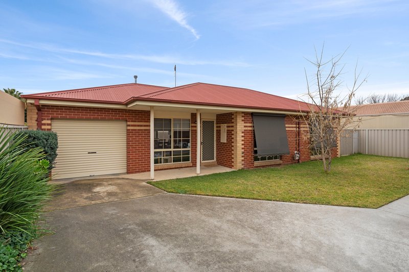 2/6 Grubissa Court, Benalla VIC 3672