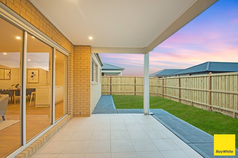 Photo - 26 Guardian Street, Mickleham VIC 3064 - Image 17