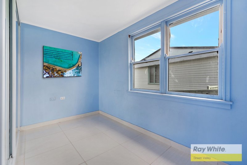 Photo - 26 Guernsey Street, Busby NSW 2168 - Image 4