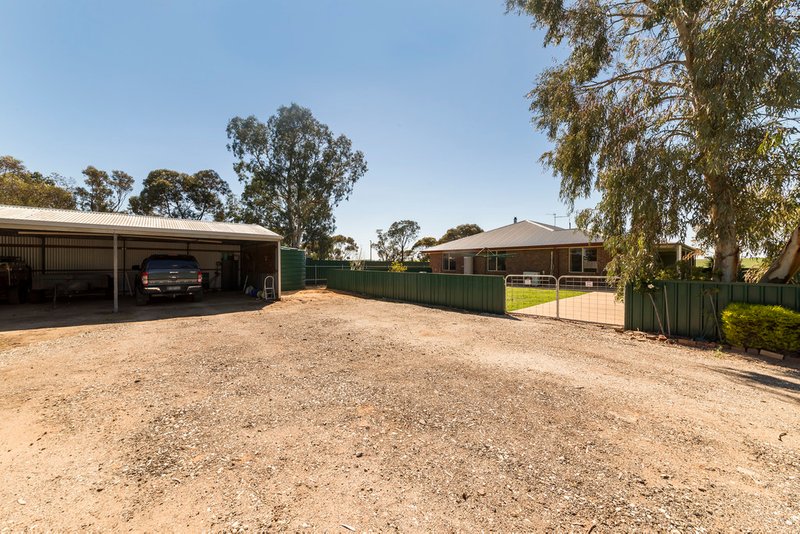 Photo - 26 Hall Road, Redbanks SA 5502 - Image 25