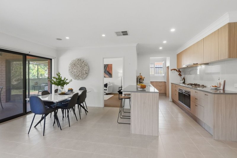 Photo - 26 Hamish Road, Darley VIC 3340 - Image 4