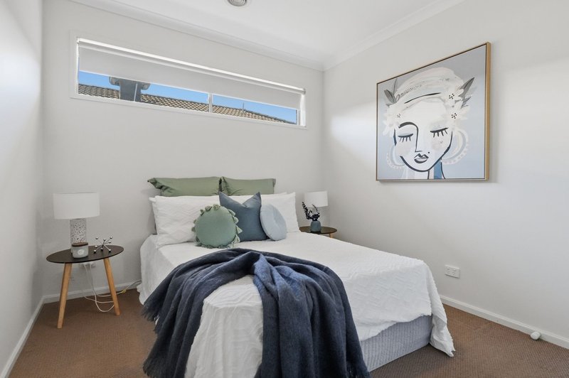 Photo - 26 Hamish Road, Darley VIC 3340 - Image 14