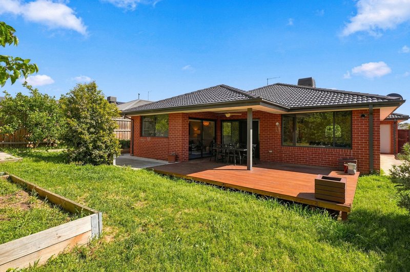Photo - 26 Hamish Road, Darley VIC 3340 - Image 19