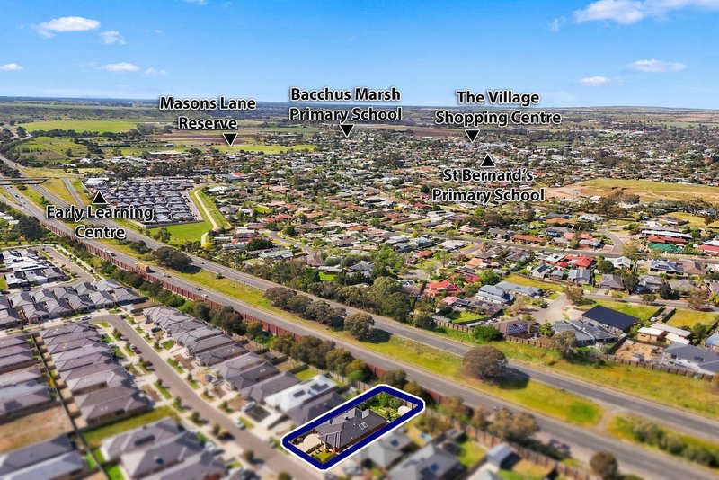 Photo - 26 Hamish Road, Darley VIC 3340 - Image 23