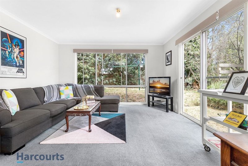 Photo - 26 Hampshire Road, Glen Waverley VIC 3150 - Image 2