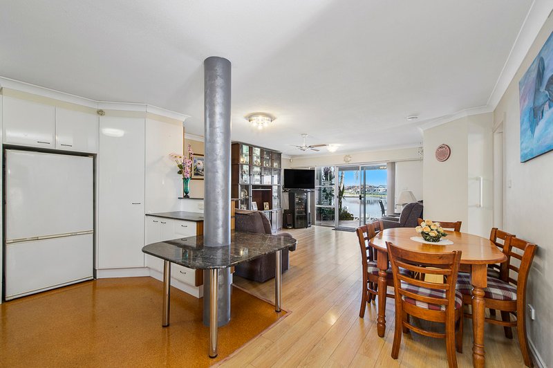 Photo - 2/6 Harbour Lane, Port Macquarie NSW 2444 - Image 5