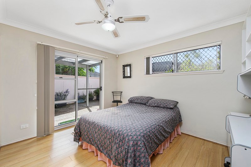 Photo - 2/6 Harbour Lane, Port Macquarie NSW 2444 - Image 10