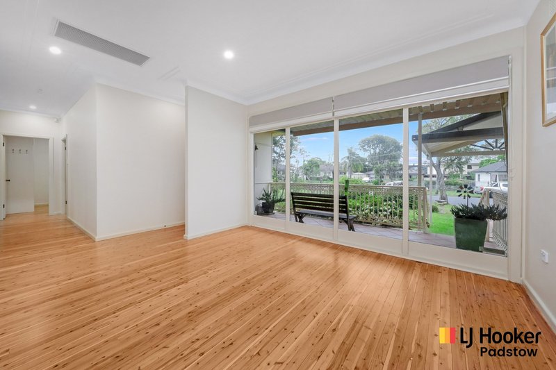 Photo - 26 Harford Avenue, East Hills NSW 2213 - Image 2