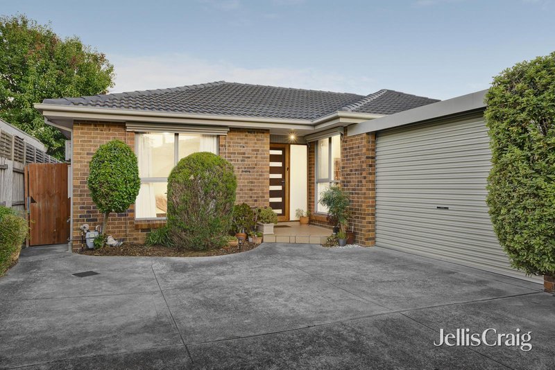 Photo - 2/6 Harper Avenue, Bentleigh East VIC 3165 - Image 1