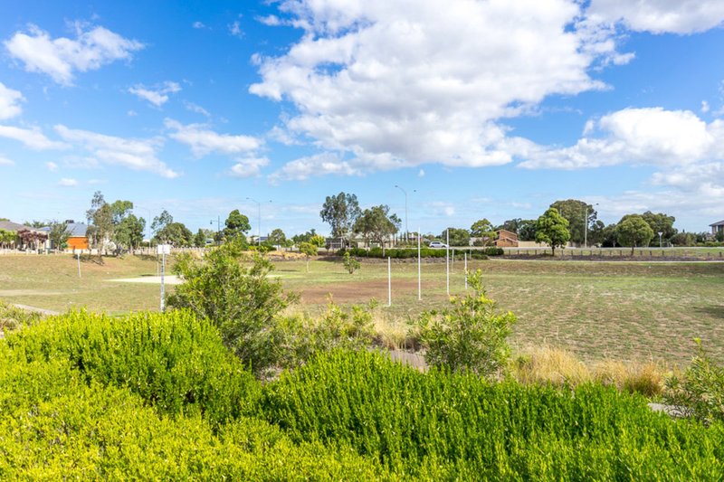 Photo - 26 Harrington Avenue, Tarneit VIC 3029 - Image 18