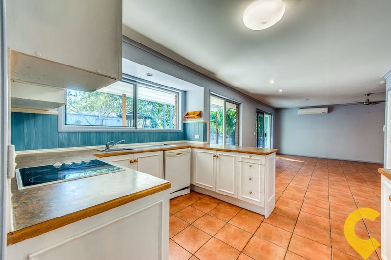 Photo - 26 Harris Street, Bellbird Park QLD 4300 - Image 5