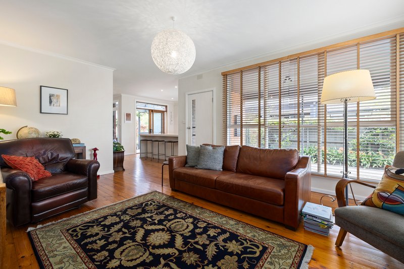 Photo - 26 Hawke Street, Parkdale VIC 3195 - Image 5