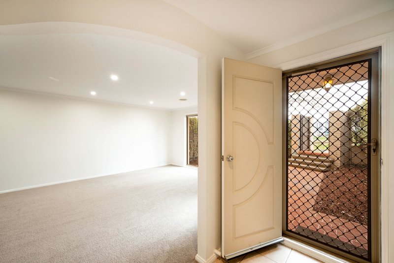 Photo - 26 Haystack Crescent, Palmerston ACT 2913 - Image 4
