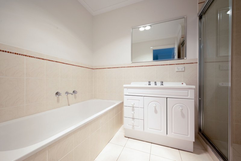 Photo - 26 Haystack Crescent, Palmerston ACT 2913 - Image 12