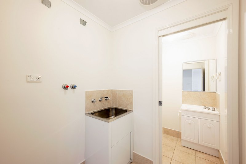 Photo - 26 Haystack Crescent, Palmerston ACT 2913 - Image 15