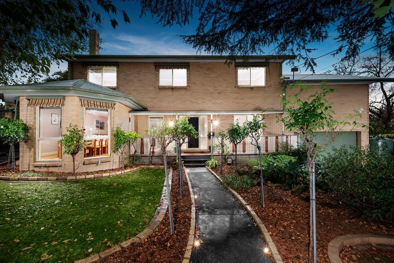 26 Hedge End Road, Nunawading VIC 3131