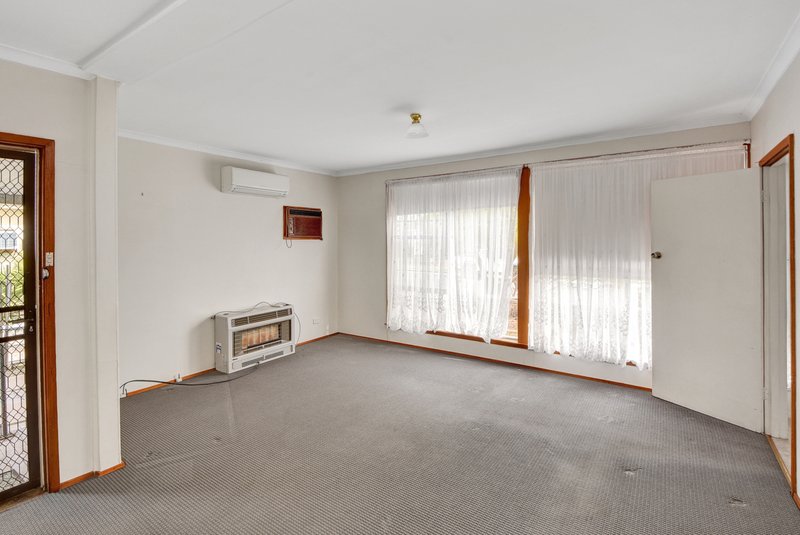 Photo - 26 Hennessy Street, Horsham VIC 3400 - Image 4