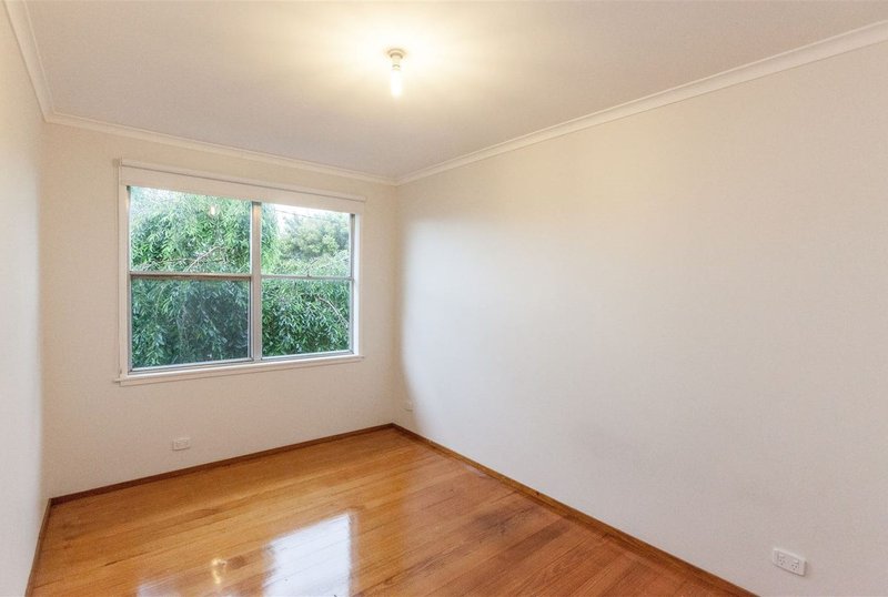 Photo - 26 Henshall Street, Warragul VIC 3820 - Image 6