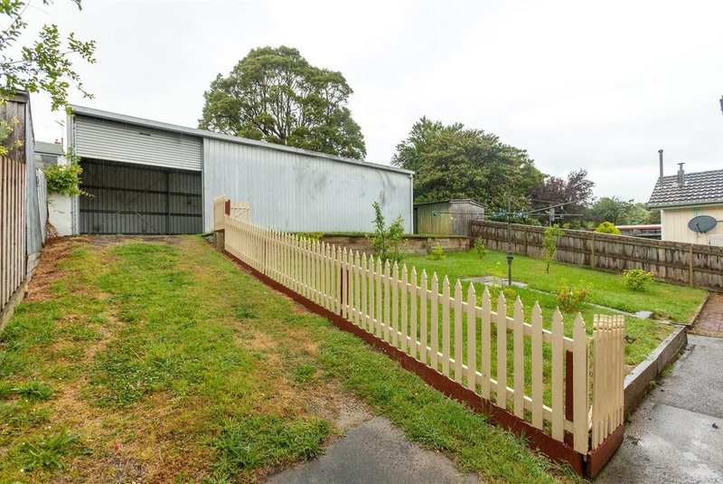 Photo - 26 Henshall Street, Warragul VIC 3820 - Image 10