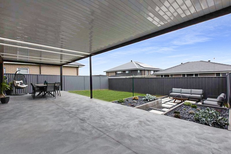 Photo - 26 Hereford Avenue, Glenmore Park NSW 2745 - Image 13